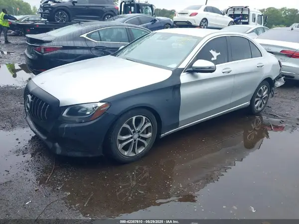 55SWF4JB8HU191016 2017 MERCEDES-BENZ C-KLASSE - Image 2