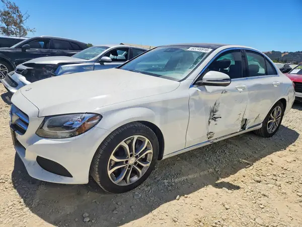 55SWF4JB8HU197396 2017 MERCEDES-BENZ C-KLASSE - Image 1