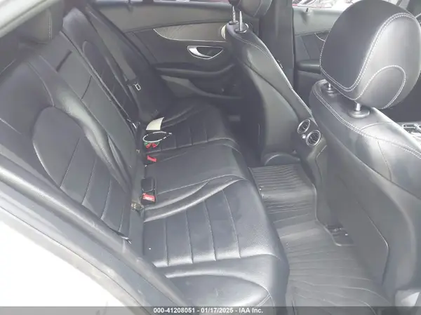 55SWF4JB8HU200748 2017 MERCEDES-BENZ C-KLASSE - Image 8