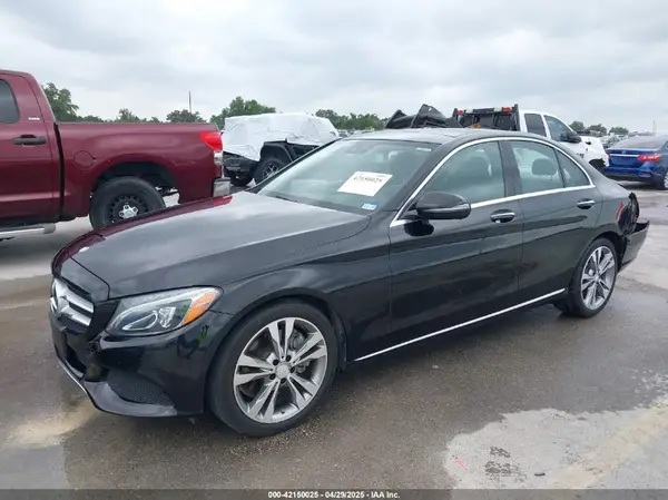 55SWF4JB8HU200958 2017 MERCEDES-BENZ C-KLASSE - Image 2