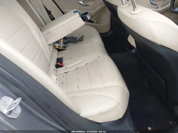 55SWF4JB8HU208316 2017 MERCEDES-BENZ C-KLASSE - Image 8