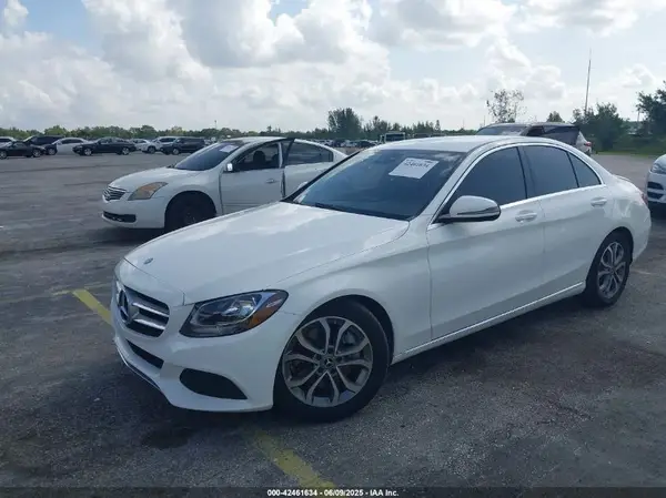 55SWF4JB8HU216366 2017 MERCEDES-BENZ C-KLASSE - Image 2