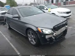 55SWF4JB8HU230686 2017 MERCEDES-BENZ C-KLASSE