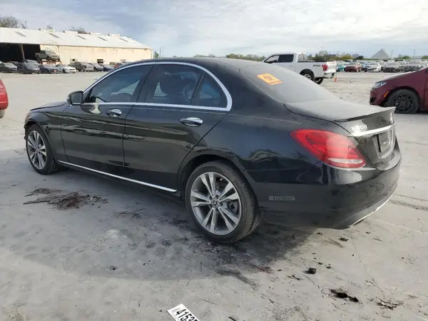 55SWF4JB8JU243041 2018 MERCEDES-BENZ C-KLASSE - Image 2