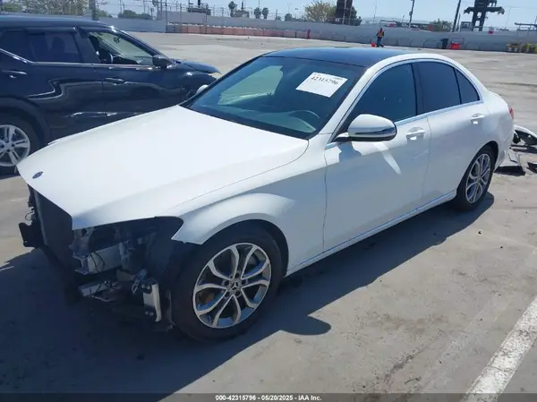 55SWF4JB8JU272135 2018 MERCEDES-BENZ C-KLASSE - Image 2