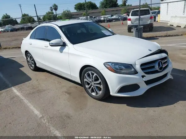 55SWF4JB9GU098102 2016 MERCEDES-BENZ C-KLASSE - Image 1