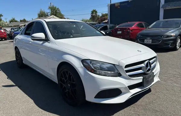 55SWF4JB9GU129185 2016 MERCEDES-BENZ C-KLASSE - Image 1