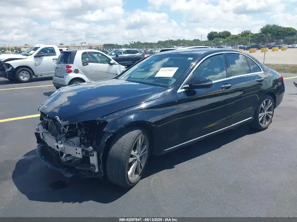 55SWF4JB9GU153342 2016 MERCEDES-BENZ C-KLASSE - Image 2
