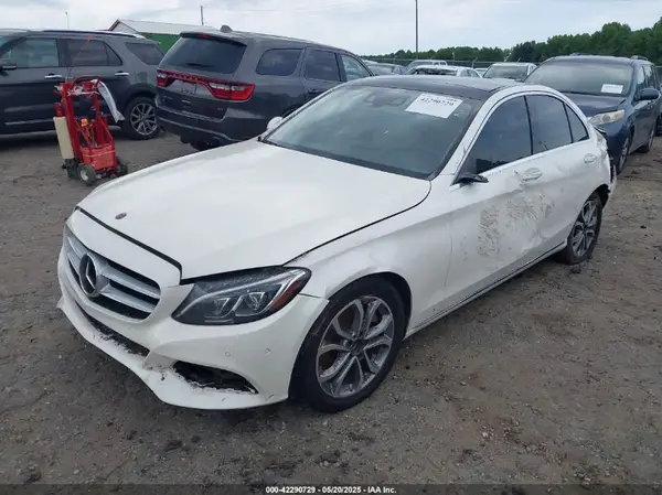 55SWF4JB9HU179554 2017 MERCEDES-BENZ C-KLASSE - Image 2