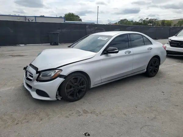 55SWF4JB9HU183698 2017 MERCEDES-BENZ C-KLASSE - Image 1