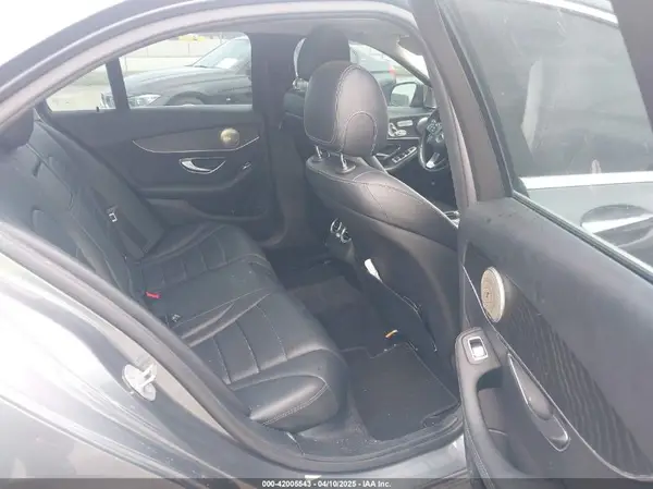 55SWF4JB9HU205974 2017 MERCEDES-BENZ C-KLASSE - Image 8
