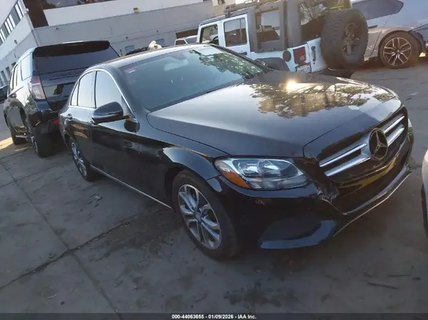 55SWF4JBXGU162342 2016 MERCEDES-BENZ C-KLASSE - Image 1