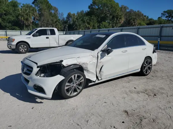 55SWF4JBXHU192040 2017 MERCEDES-BENZ C-KLASSE - Image 1