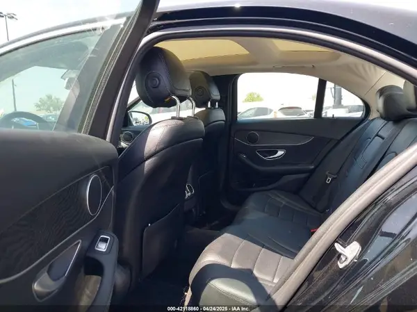 55SWF4JBXHU218250 2017 MERCEDES-BENZ C-KLASSE - Image 8