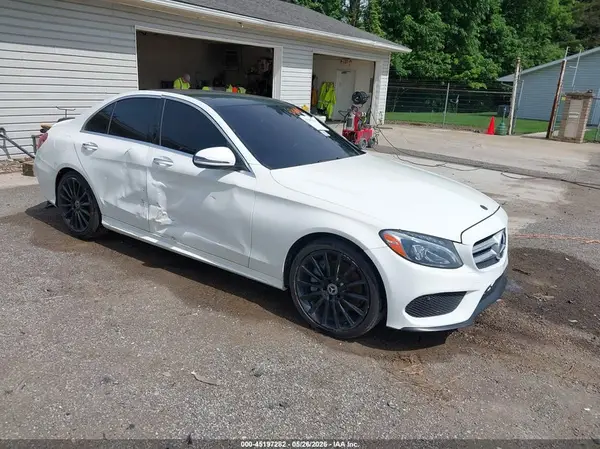55SWF4JBXHU225568 2017 MERCEDES-BENZ C-KLASSE - Image 1