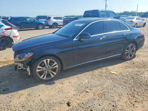 55SWF4JBXHU229135 2017 MERCEDES-BENZ C-KLASSE - Image 1