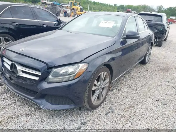 55SWF4JBXHU232570 2017 MERCEDES-BENZ C-KLASSE - Image 2
