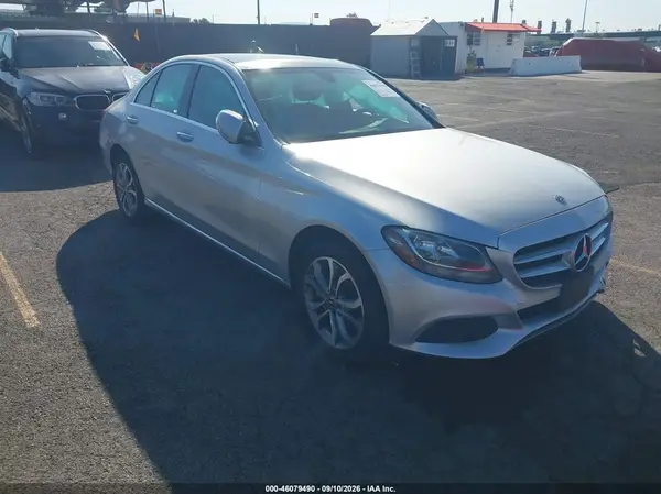 55SWF4JBXHU233038 2017 MERCEDES-BENZ C-KLASSE - Image 1