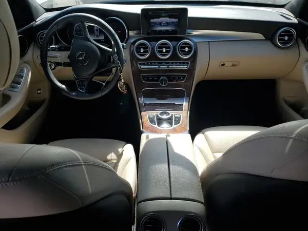 55SWF4JBXJU240593 2018 MERCEDES-BENZ C-KLASSE - Image 8