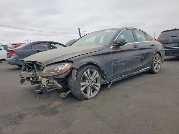 55SWF4JBXJU273402 2018 MERCEDES-BENZ C-KLASSE - Image 1