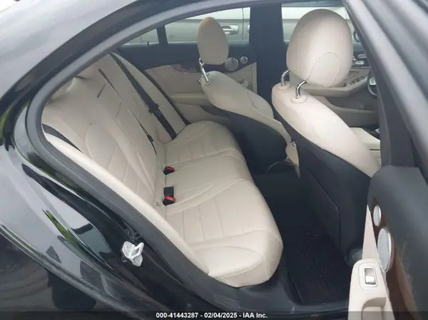 55SWF4KB0GU108739 2016 MERCEDES-BENZ C-KLASSE - Image 8