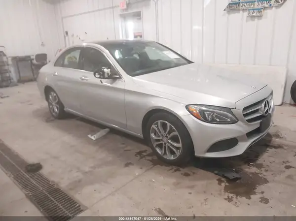 55SWF4KB0GU172389 2016 MERCEDES-BENZ C-KLASSE - Image 1
