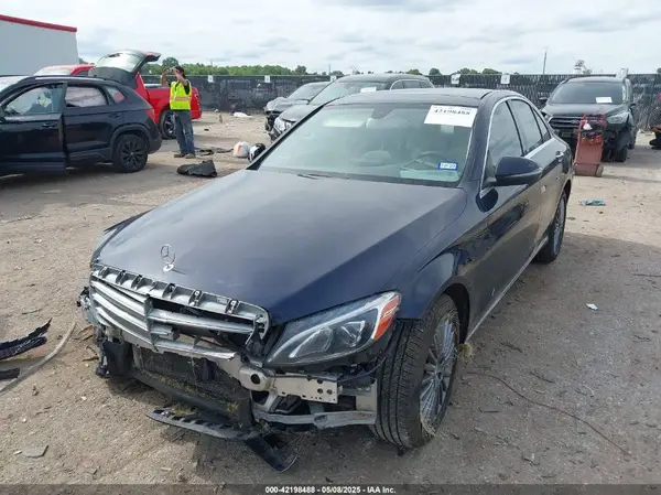 55SWF4KB1GU099288 2016 MERCEDES-BENZ C-KLASSE - Image 2