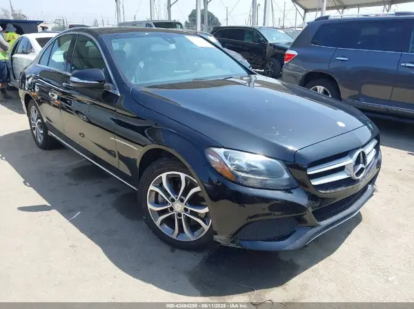 55SWF4KB1HU182026 2017 MERCEDES-BENZ C-KLASSE - Image 1