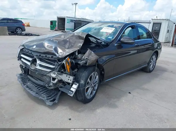 55SWF4KB1HU186528 2017 MERCEDES-BENZ C-KLASSE - Image 2