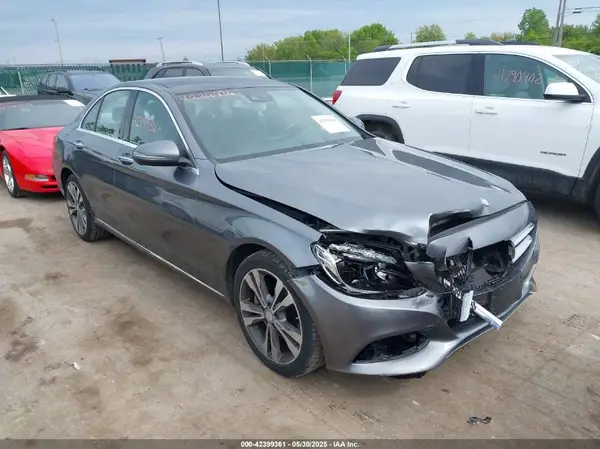 55SWF4KB1HU187792 2017 MERCEDES-BENZ C-KLASSE - Image 1