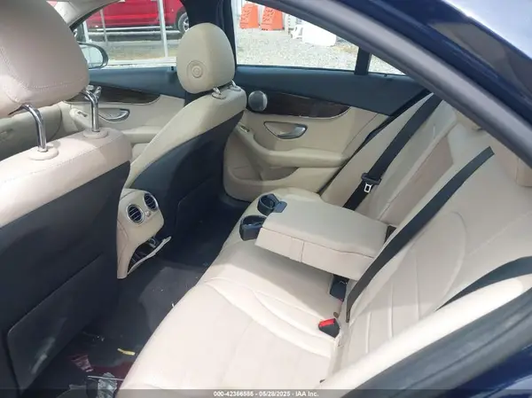 55SWF4KB1HU192250 2017 MERCEDES-BENZ C-KLASSE - Image 8