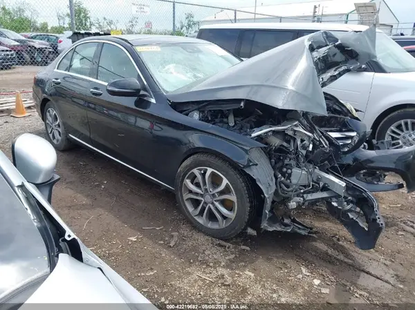 55SWF4KB2HU204406 2017 MERCEDES-BENZ C-KLASSE - Image 1