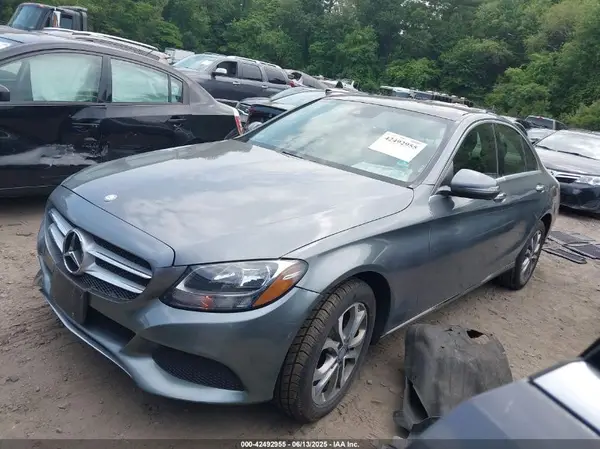55SWF4KB2HU208715 2017 MERCEDES-BENZ C-KLASSE - Image 2
