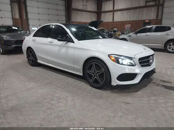 55SWF4KB2JU282237 2018 MERCEDES-BENZ C-KLASSE - Image 1