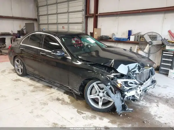 55SWF4KB3GU096800 2016 MERCEDES-BENZ C-KLASSE - Image 1