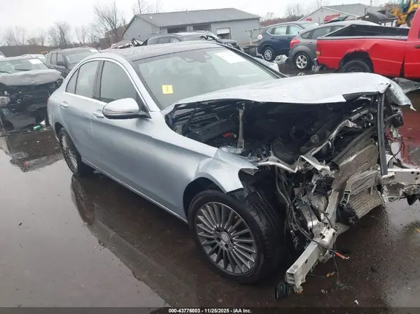55SWF4KB3GU105110 2016 MERCEDES-BENZ C-KLASSE - Image 1