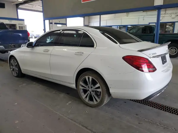 55SWF4KB3GU110291 2016 MERCEDES-BENZ C-KLASSE - Image 2