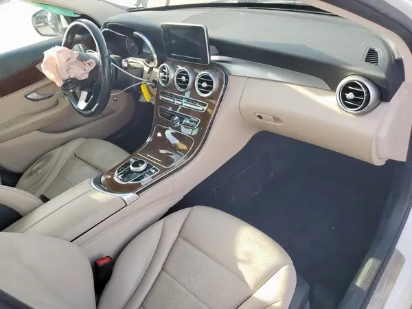 55SWF4KB3HU206584 2017 MERCEDES-BENZ C-KLASSE - Image 8