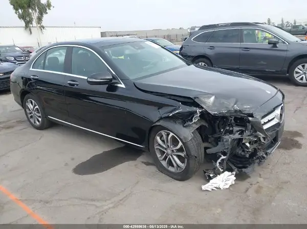 55SWF4KB3HU209713 2017 MERCEDES-BENZ C-KLASSE - Image 1