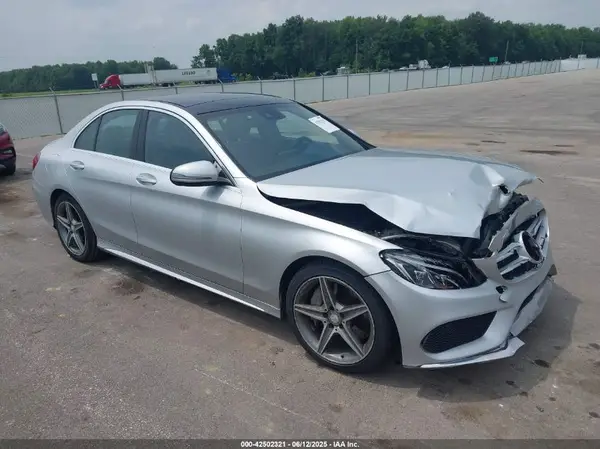 55SWF4KB4GU160102 2016 MERCEDES-BENZ C-KLASSE - Image 1