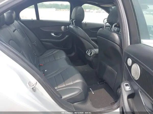 55SWF4KB4GU160102 2016 MERCEDES-BENZ C-KLASSE - Image 8