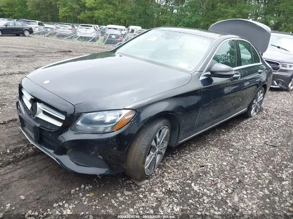 55SWF4KB4HU194610 2017 MERCEDES-BENZ C-KLASSE - Image 2