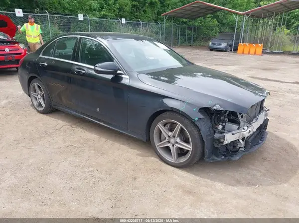 55SWF4KB4HU194641 2017 MERCEDES-BENZ C-KLASSE - Image 1