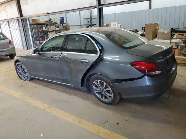 55SWF4KB4HU223572 2017 MERCEDES-BENZ C-KLASSE - Image 2