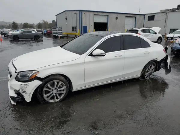 55SWF4KB5GU109093 2016 MERCEDES-BENZ C-KLASSE - Image 1