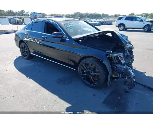 55SWF4KB5HU181882 2017 MERCEDES-BENZ C-KLASSE - Image 1