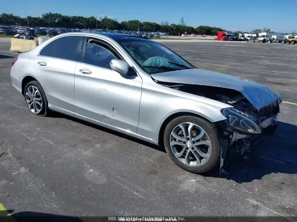 55SWF4KB6GU098332 2016 MERCEDES-BENZ C-KLASSE - Image 1