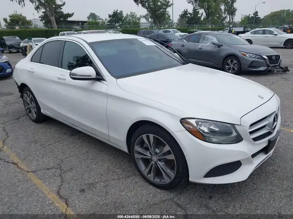 55SWF4KB6GU162112 2016 MERCEDES-BENZ C-KLASSE - Image 1