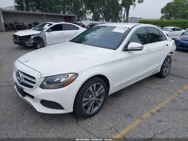 55SWF4KB6GU162112 2016 MERCEDES-BENZ C-KLASSE - Image 2