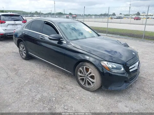 55SWF4KB6HU212346 2017 MERCEDES-BENZ C-KLASSE - Image 1